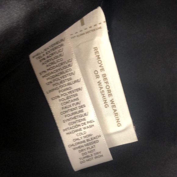 LOFT FAUX FUR VEST M/L - Picture 3 of 4